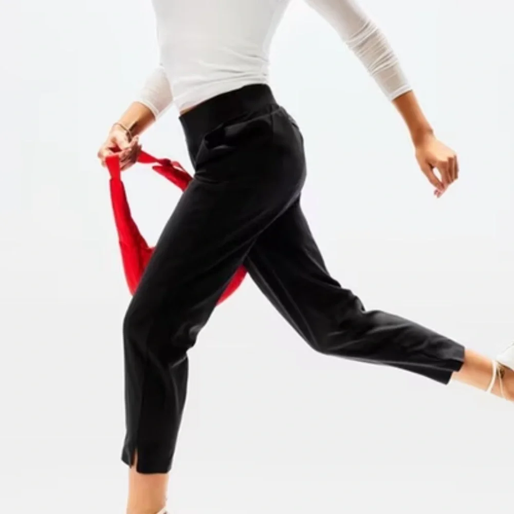 ATHLETA Brooklyn Mid Rise Ankle Pant